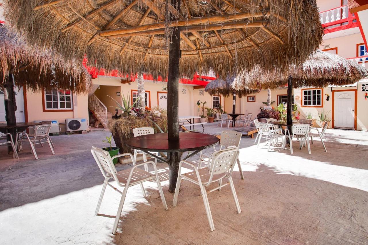 Oyo Hotel Addy Tulum Exteriér fotografie